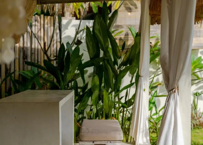 Villa Laguna By Pertama